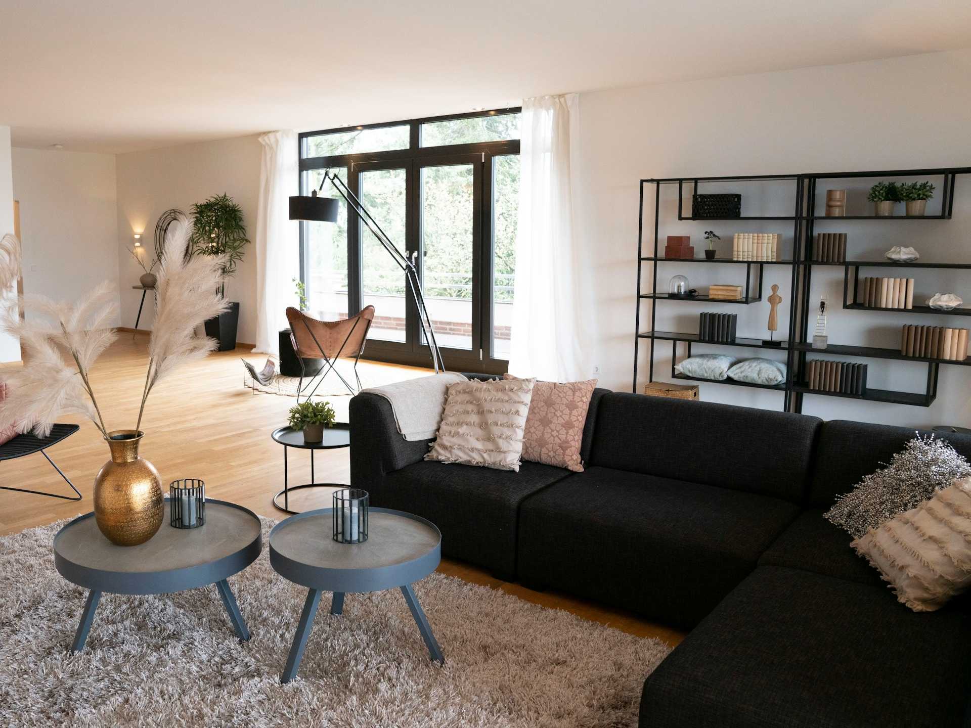 black and white living room furniture set